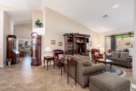 Living - 762 E Verbena Dr, Phoenix, AZ 85048 photo 1 of 6