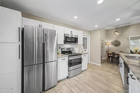 10333 W Highwood Ln, Sun City, AZ 85373