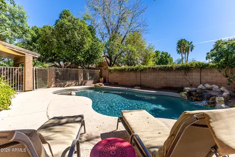Exterior - 1163 E Devon Dr, Gilbert, AZ 85296 photo 4 of 10