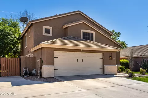 Exterior - 1163 E Devon Dr, Gilbert, AZ 85296 photo 2 of 10