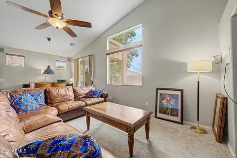Living - 3918 E Pollack St, Phoenix, AZ 85042 photo 2 of 3