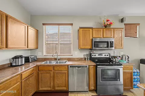 Kitchen - 3918 E Pollack St, Phoenix, AZ 85042 photo 1 of 3