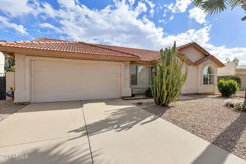 10313 E Navajo Pl, Sun Lakes, AZ 85248