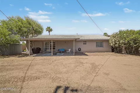 Exterior - 8001 N 17th Dr, Phoenix, AZ 85021 photo 8 of 10