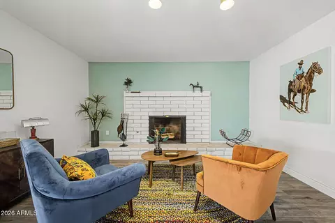 Living - 8001 N 17th Dr, Phoenix, AZ 85021 photo 1 of 5