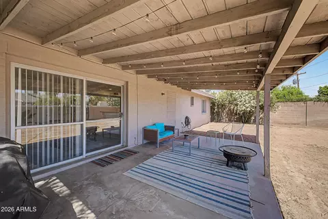 Exterior - 8001 N 17th Dr, Phoenix, AZ 85021 photo 5 of 10