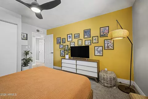 Bedroom - 8001 N 17th Dr, Phoenix, AZ 85021 photo 5 of 5