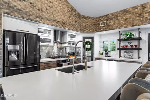 511 E Warner Rd, Tempe, AZ 85284 photo 9
