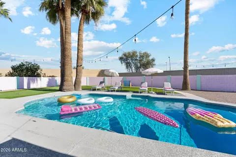 2190 E Greenway Dr, Tempe, AZ 85282