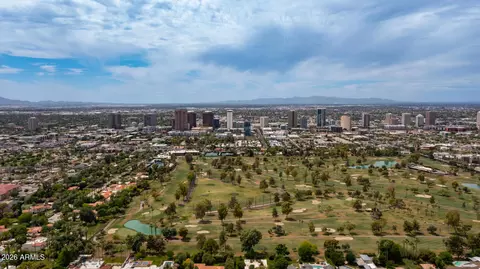 View/Area - 1325 E Avalon Dr, Phoenix, AZ 85014 photo 17 of 19