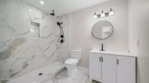 Bath - 1325 E Avalon Dr, Phoenix, AZ 85014 photo 1 of 4