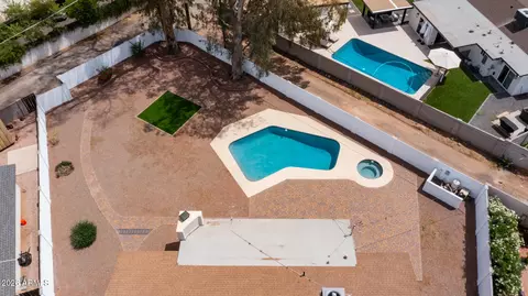 View/Area - 1325 E Avalon Dr, Phoenix, AZ 85014 photo 19 of 19