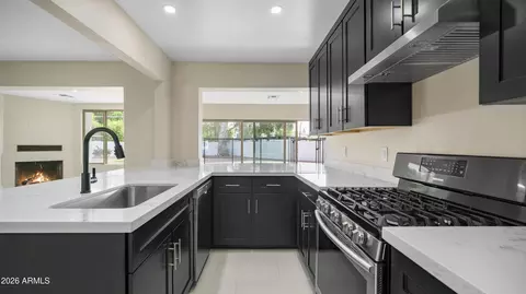 Kitchen - 1325 E Avalon Dr, Phoenix, AZ 85014 photo 5 of 6