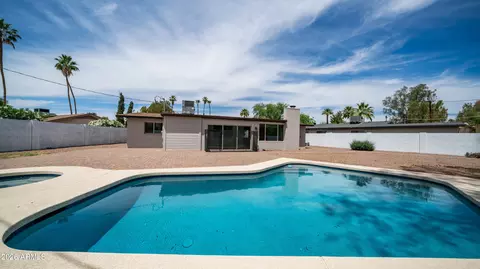 Exterior - 1325 E Avalon Dr, Phoenix, AZ 85014 photo 5 of 12