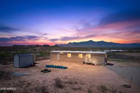 10114 S Brittany Ln, Hereford, AZ 85615