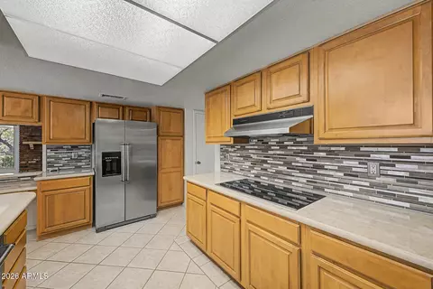 Kitchen - 1742 E Mountain View Rd, Phoenix, AZ 85020 photo 6 of 6
