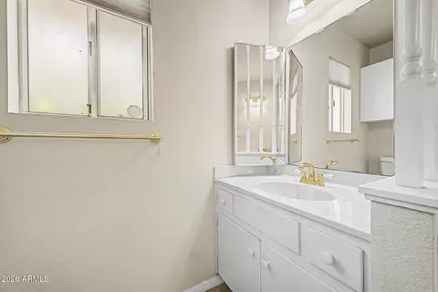 Bath - 1742 E Mountain View Rd, Phoenix, AZ 85020 photo 3 of 4