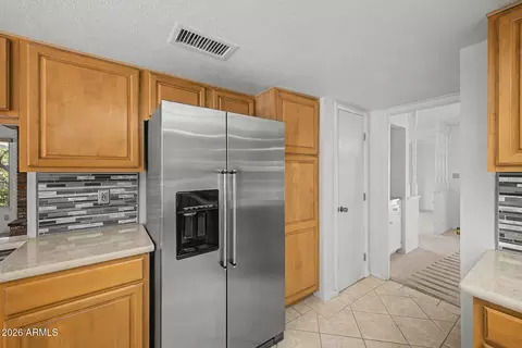 Kitchen - 1742 E Mountain View Rd, Phoenix, AZ 85020 photo 4 of 6