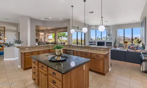 9860 E Roadrunner Dr, Scottsdale, AZ 85262