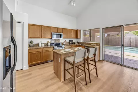 Kitchen - 843 W Bruce Ave, Gilbert, AZ 85233 photo 1 of 4