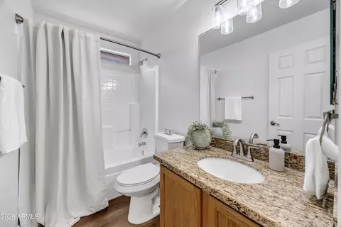 Bath - 843 W Bruce Ave, Gilbert, AZ 85233 photo 1 of 5