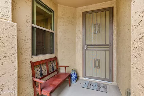 Exterior - 4777 E Narrowleaf Dr, Gilbert, AZ 85298 photo 4 of 9
