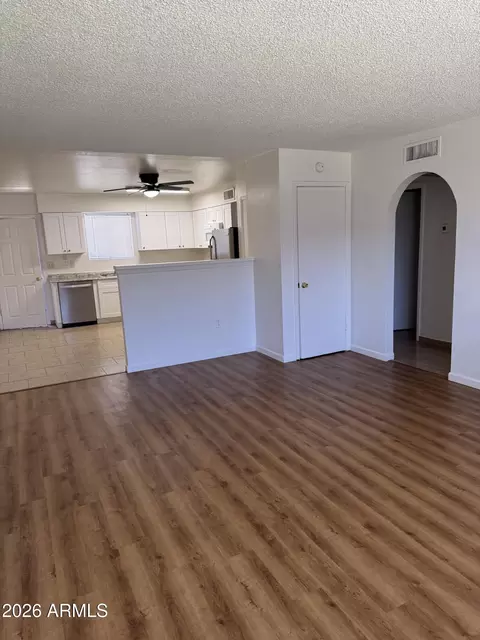 3313 W Golden Ln, Phoenix, AZ 85051