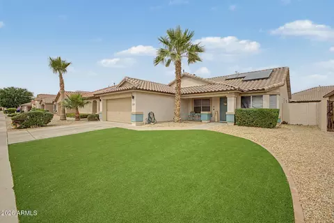 Exterior - 15344 W Memory Ln, Surprise, AZ 85374 photo 3 of 7
