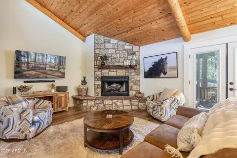 8543 Country Club Dr, Pinetop, AZ 85935