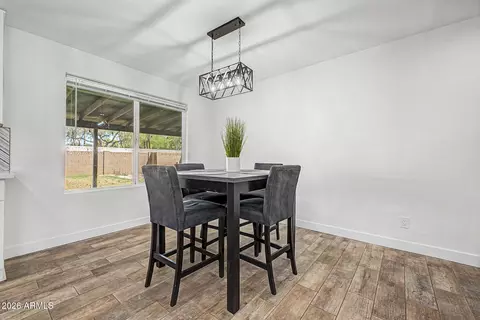 2174 E Palmcroft Dr, Tempe, AZ 85282 photo 4