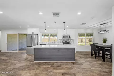2174 E Palmcroft Dr, Tempe, AZ 85282 photo 7