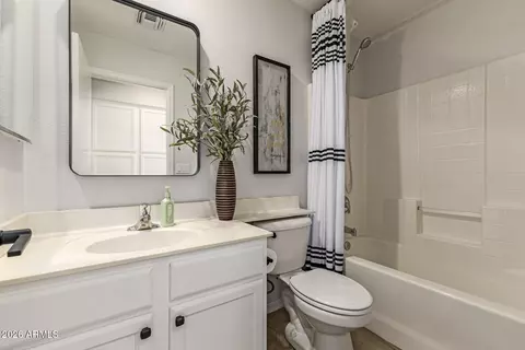Bath - 4691 E Appleby Ct, Gilbert, AZ 85298 photo 2 of 2