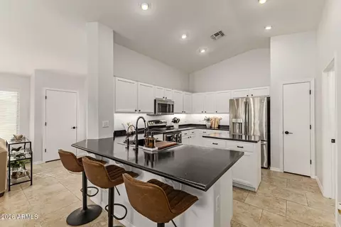 Kitchen - 4691 E Appleby Ct, Gilbert, AZ 85298 photo 1 of 3