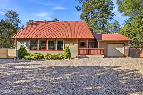 1980 Pine Cone Cir, Overgaard, AZ 85933