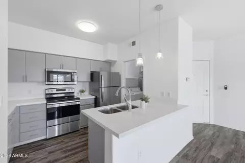 Kitchen - 5302 E Van Buren St #3057, Phoenix, AZ 85008 photo 1 of 2