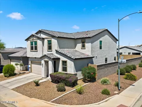 Exterior - 5722 W Odeum Ln, Phoenix, AZ 85043 photo 2 of 5