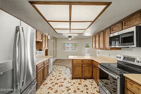 618 E Harwell Rd, Gilbert, AZ 85234 photo 15