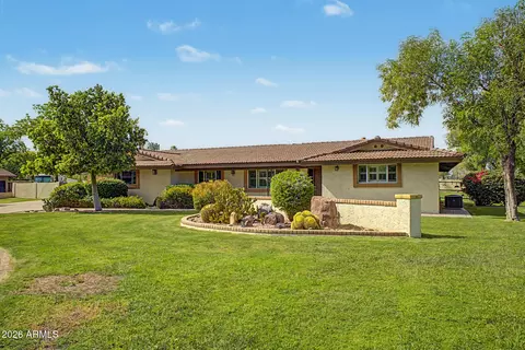 618 E Harwell Rd, Gilbert, AZ 85234 photo 3