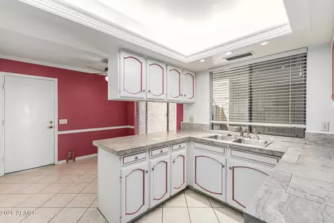 Kitchen - 16637 N 30th Ave, Phoenix, AZ 85053 photo 1 of 5