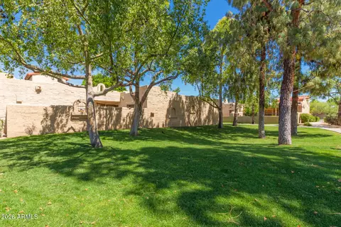 Exterior - 16637 N 30th Ave, Phoenix, AZ 85053 photo 20 of 37