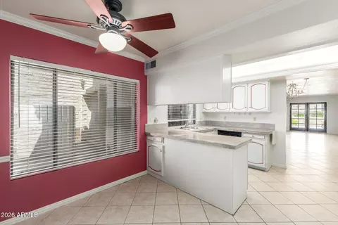 Kitchen - 16637 N 30th Ave, Phoenix, AZ 85053 photo 4 of 5