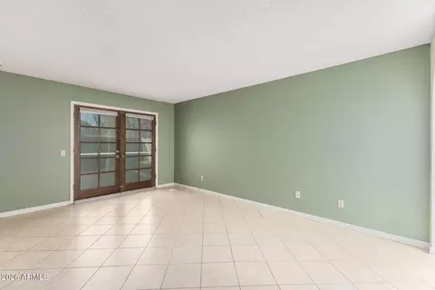 Living - 16637 N 30th Ave, Phoenix, AZ 85053 photo 7 of 9