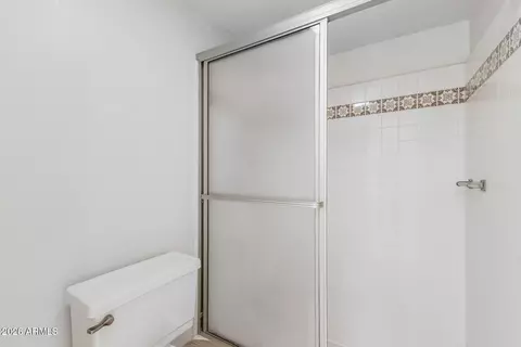 Bath - 16637 N 30th Ave, Phoenix, AZ 85053 photo 2 of 3