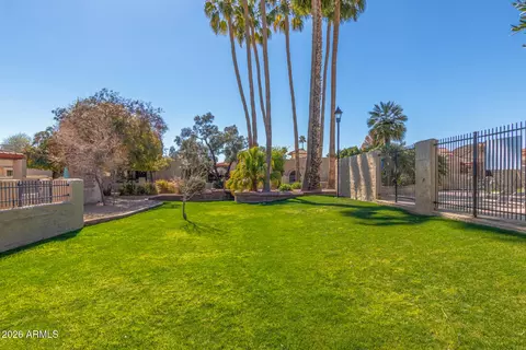 Exterior - 16637 N 30th Ave, Phoenix, AZ 85053 photo 33 of 37