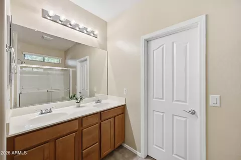 Bath - 2454 E Vermont Dr, Gilbert, AZ 85295 photo 2 of 3