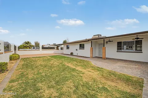 2801 E Angela Dr, Phoenix, AZ 85032 photo 8