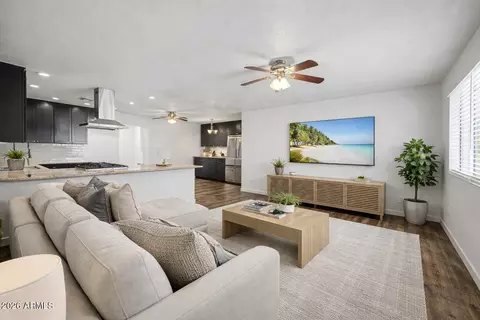 2801 E Angela Dr, Phoenix, AZ 85032 photo 10
