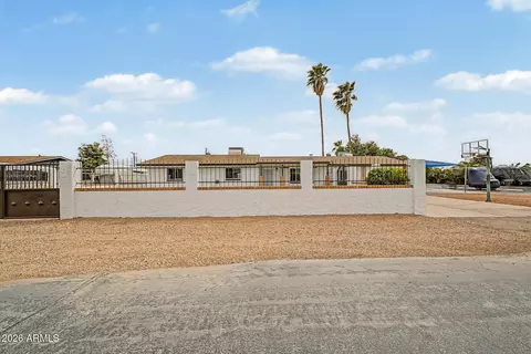 2801 E Angela Dr, Phoenix, AZ 85032