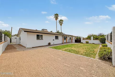 2801 E Angela Dr, Phoenix, AZ 85032 photo 6