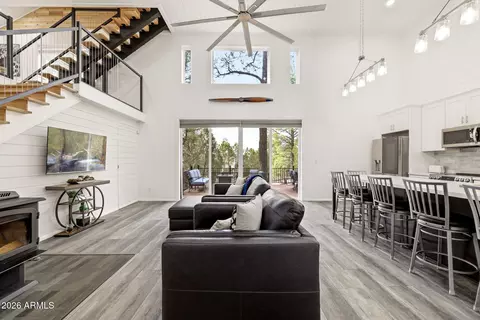 2287 Richenbacher Cir, Overgaard, AZ 85933 photo 8